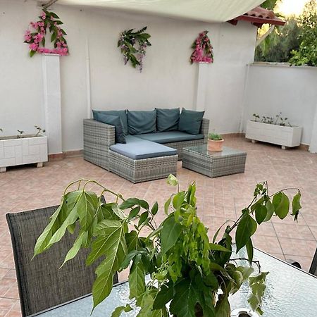 Patras Golden Suite ภายนอก รูปภาพ