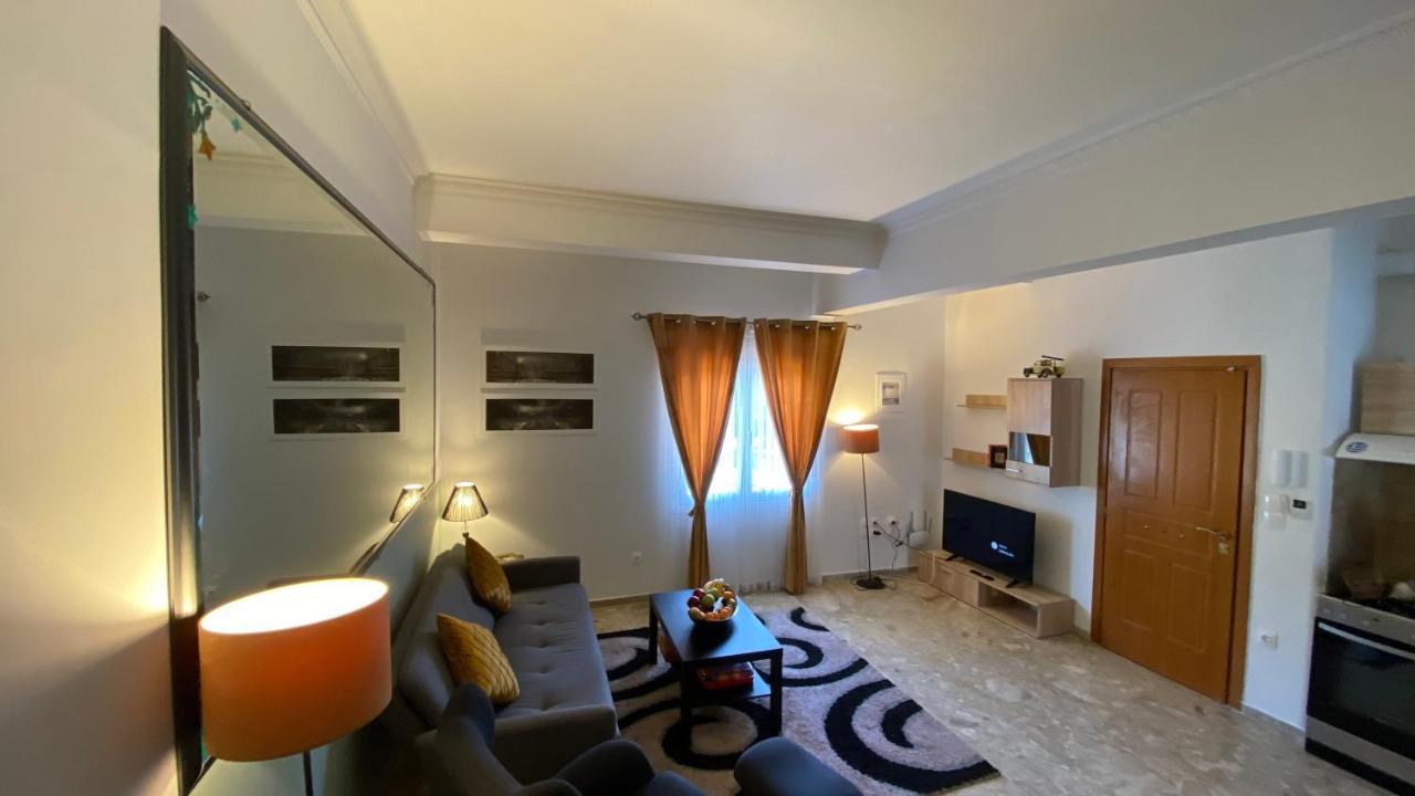 Patras Golden Suite ภายนอก รูปภาพ