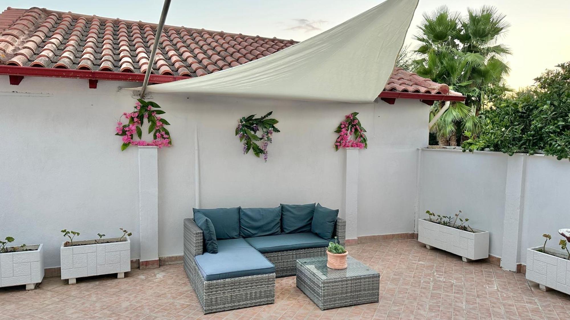 Patras Golden Suite ภายนอก รูปภาพ